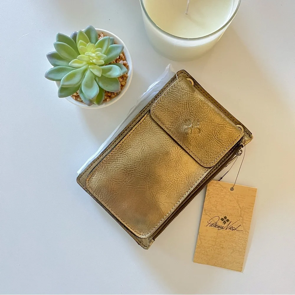 NWT PATRICIA NASH Chiavella RFID Phone Leather Crossbody Organizer Wallet - Picture 2 of 7